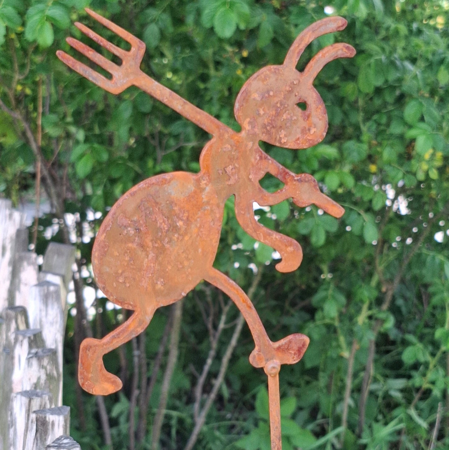 Ameise in Edelrost Optik, Gartenstecker, Gartendeko
