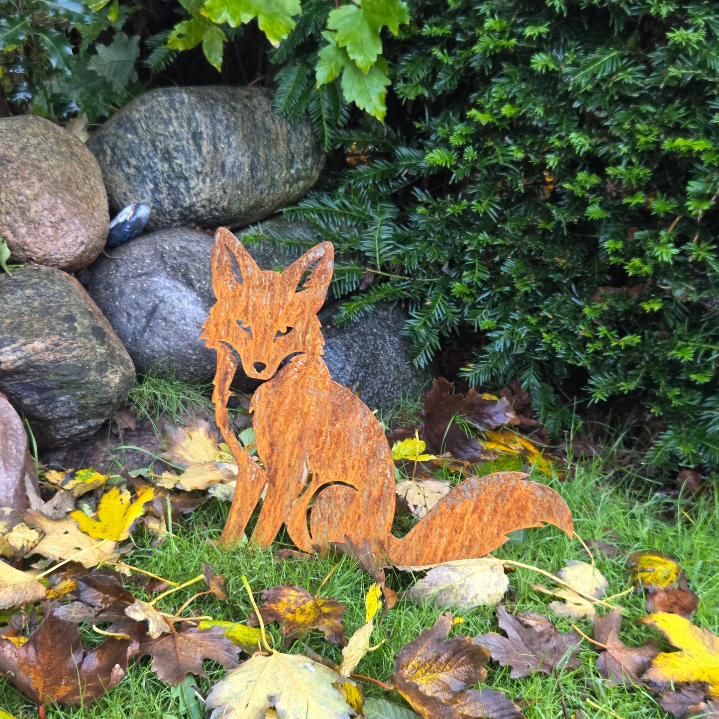 Edelrost Gartenstecker „Fuchs sitzend“