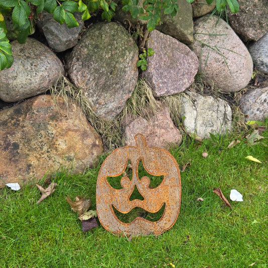 Halloween Kürbis mit freundlichem Gesicht