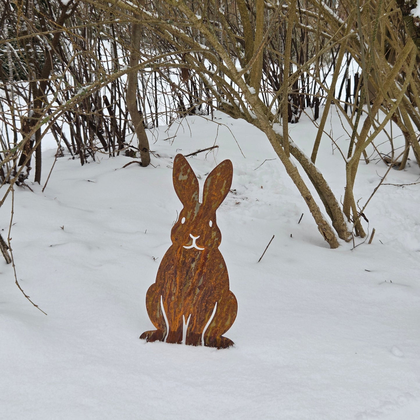 Edelrost Hase sitzend – Gartendeko aus Metall – ca. 39 cm